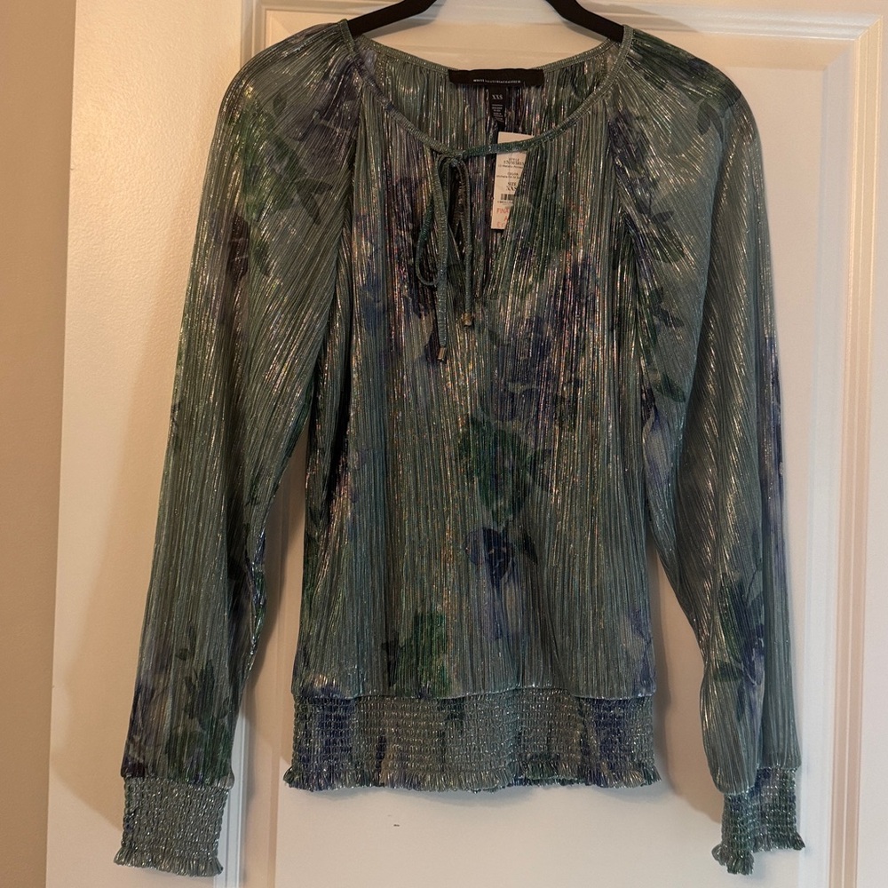 White House Black market Shimmering Green and Blue Blouse sz XXS